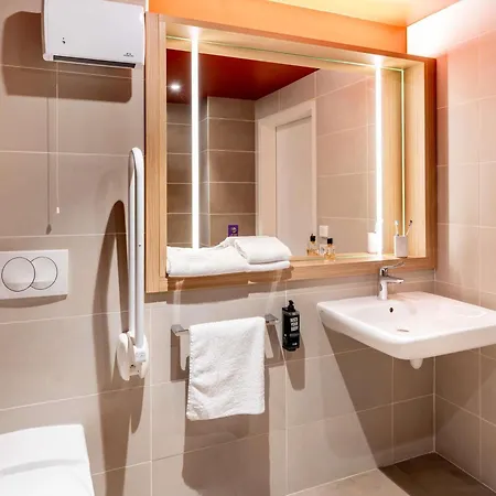 Ibis Styles Geneve Aeroport Ξενοδοχείο 3*