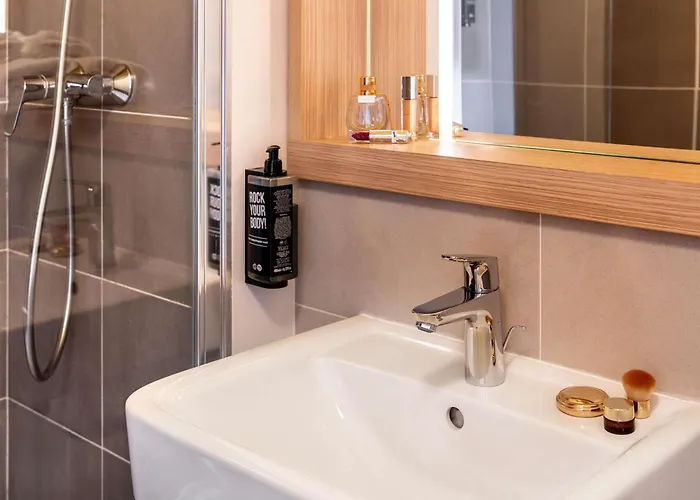 Ibis Styles Geneve Aeroport 3* Prévessin